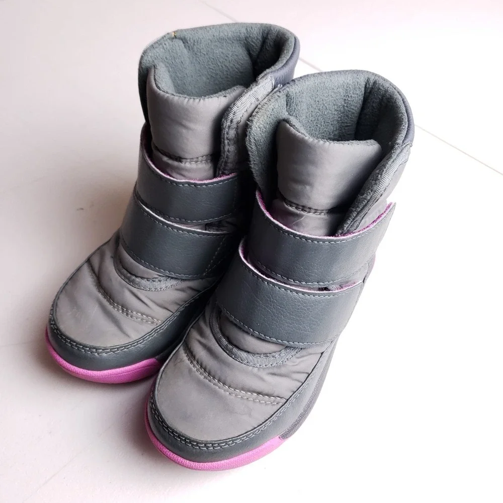 Sorel Kids Size 10 Waterproof Snow Boots Gray Pink Insulated Winter Gorpcore